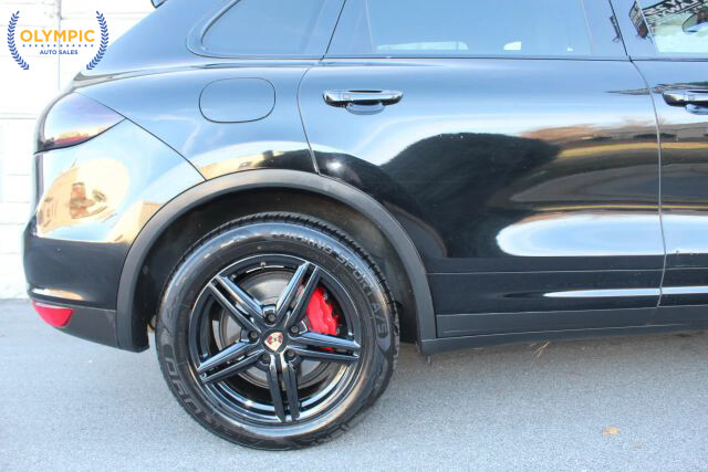 2014 Porsche Cayenne in Decatur, GA 30032 - 18083466 12