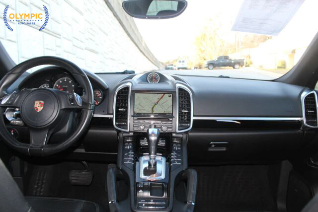 2014 Porsche Cayenne in Decatur, GA 30032 - 18083466 14
