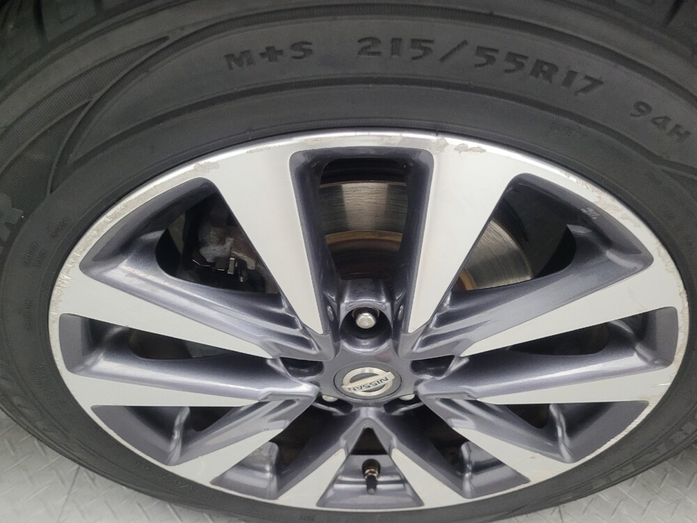 2017 Nissan Altima in Pelham, AL 35124 - 18083480 31