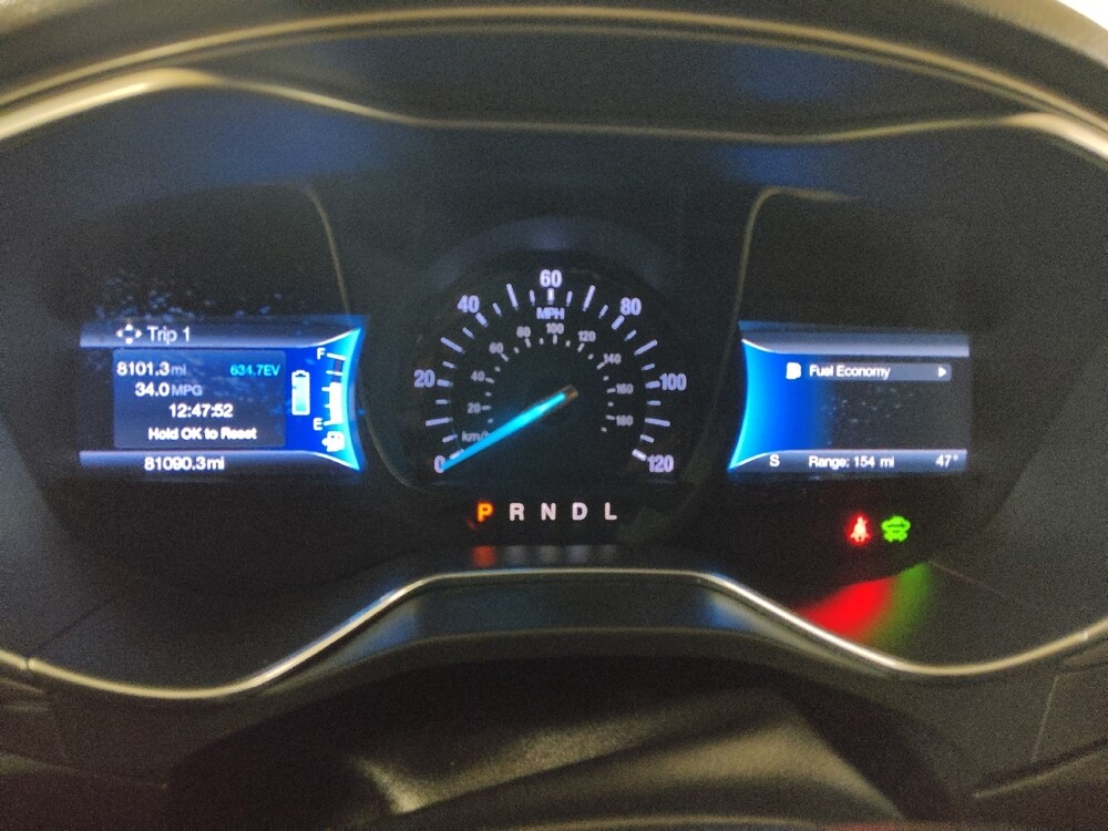 2017 Ford Fusion in Marietta, GA 30062 - 18083489 23