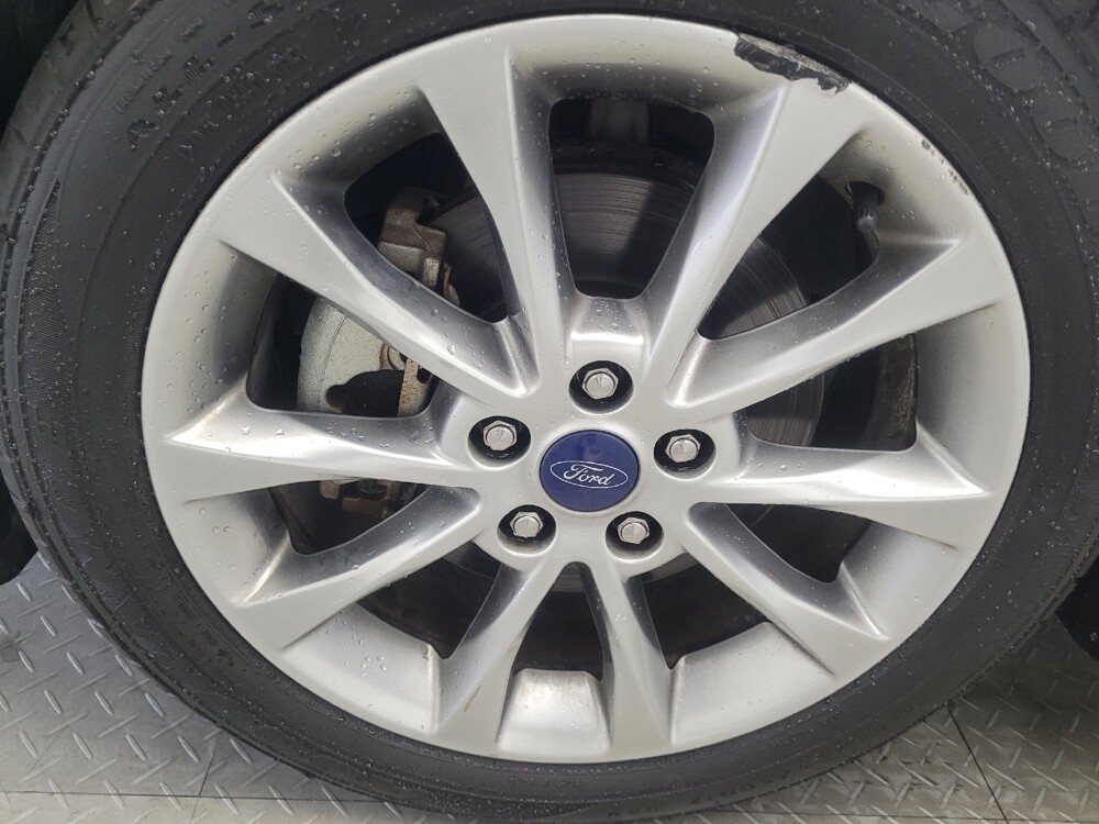 2017 Ford Fusion in Marietta, GA 30062 - 18083489 31