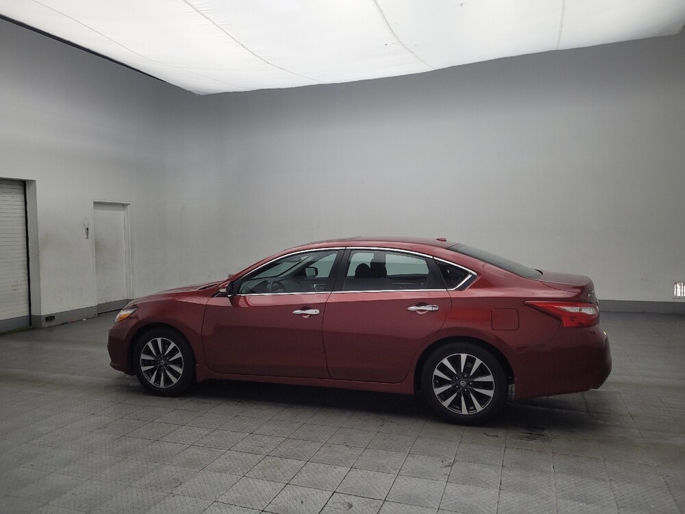 2017 Nissan Altima in Athens, GA 30606 - 18083491 3