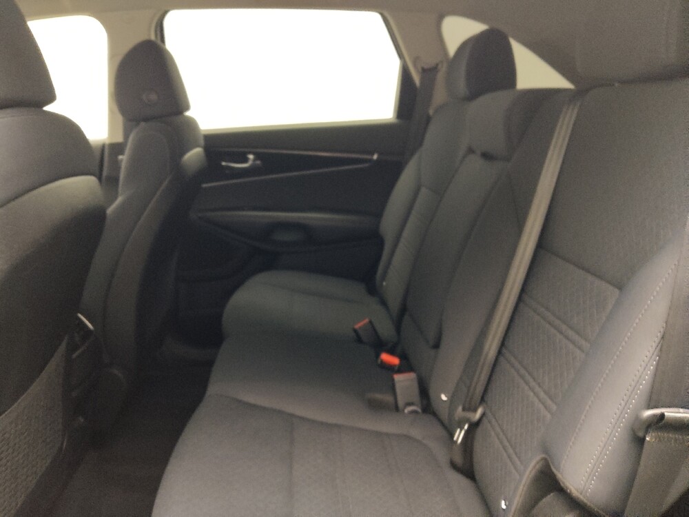 2018 Kia Sorento in Union City, GA 30291 - 18083502 18