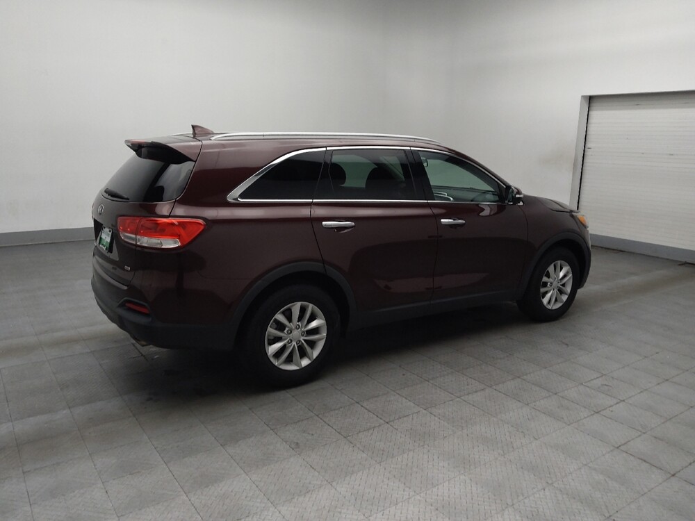 2018 Kia Sorento in Union City, GA 30291 - 18083502 10