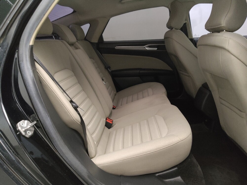 2018 Ford Fusion in El Paso, TX 79907 - 18083510 19