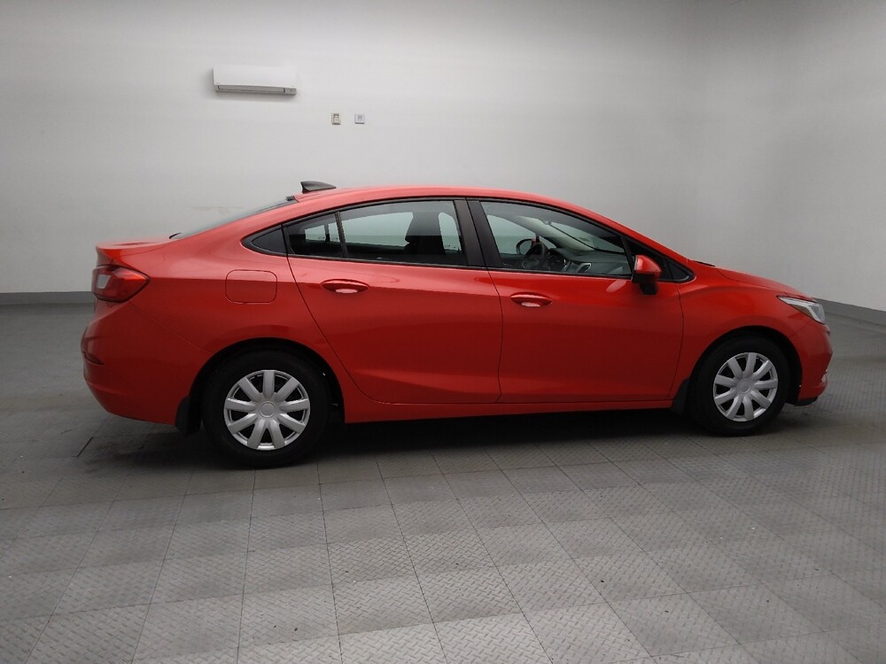 2017 Chevrolet Cruze in Lubbock, TX 79424 - 18083516 10