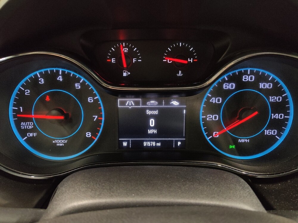 2017 Chevrolet Cruze in Lubbock, TX 79424 - 18083516 23