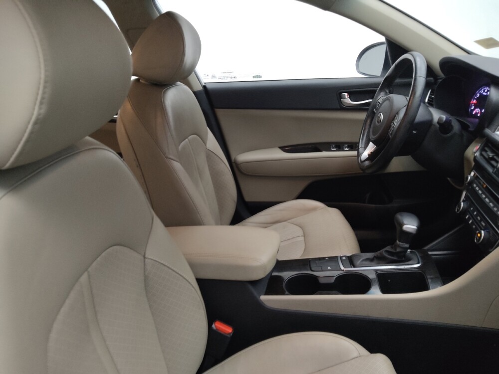 2018 Kia Optima in St. Louis, MO 63136 - 18083521 21