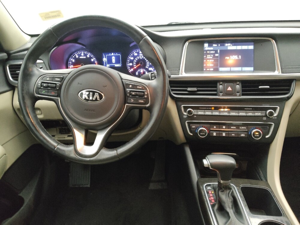 2018 Kia Optima in St. Louis, MO 63136 - 18083521 22