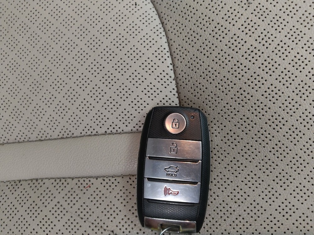 2018 Kia Optima in St. Louis, MO 63136 - 18083521 32