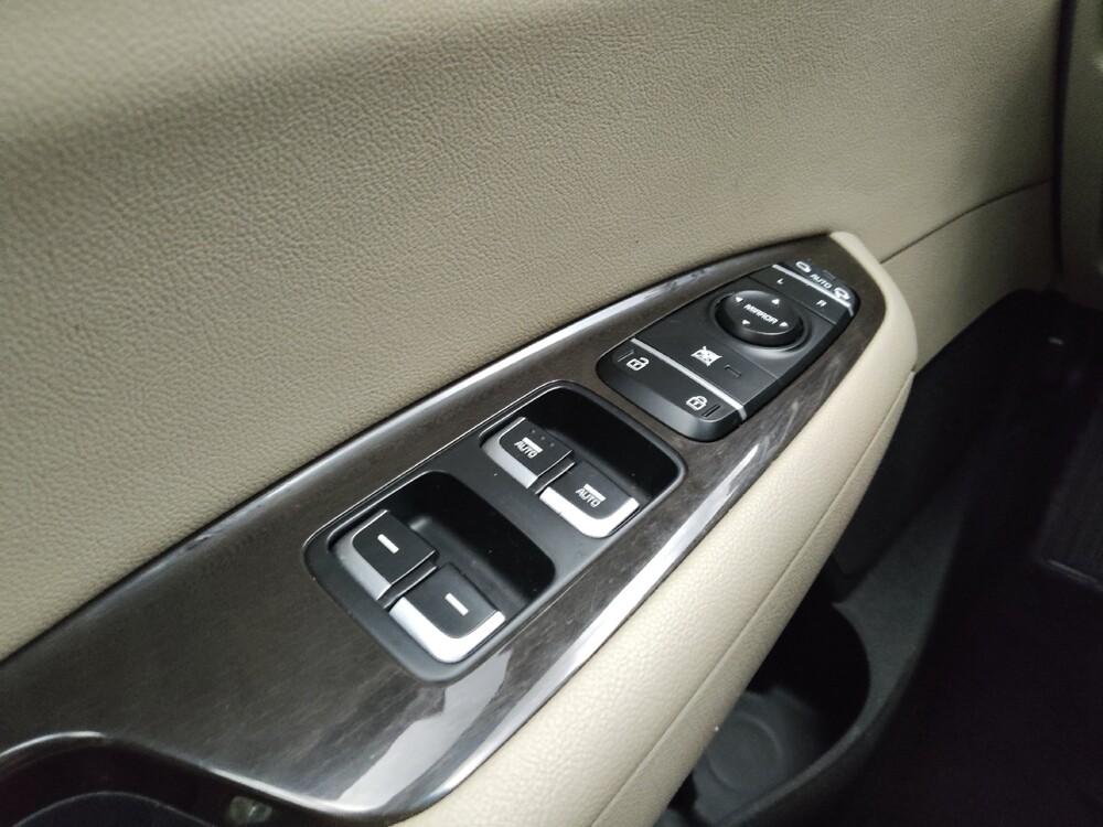 2018 Kia Optima in St. Louis, MO 63136 - 18083521 27