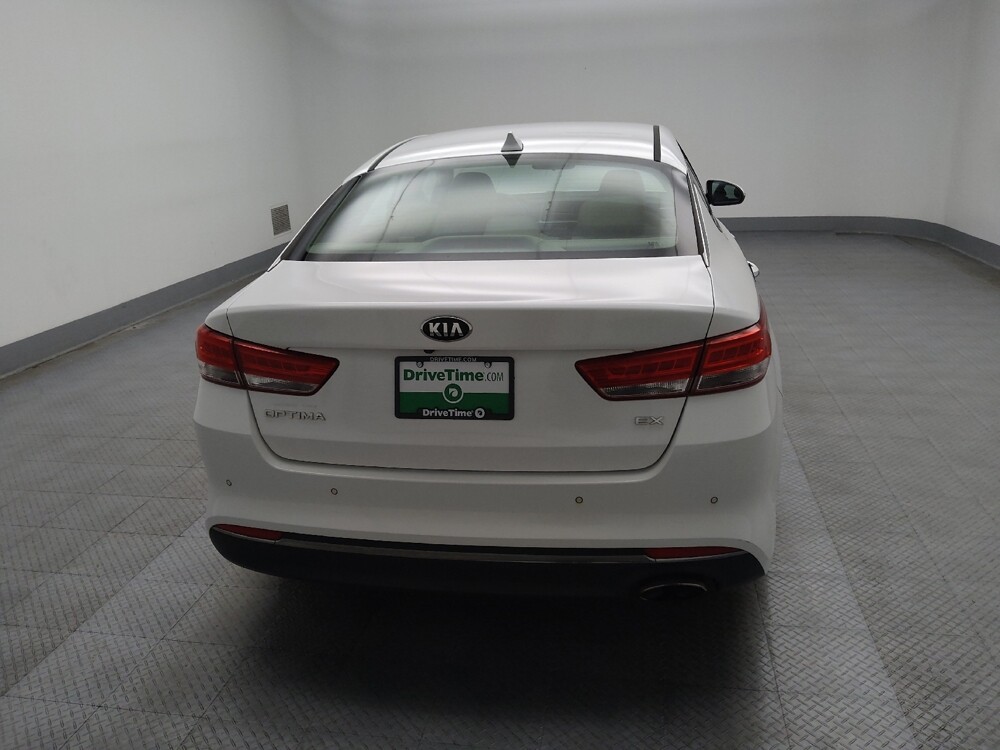 2018 Kia Optima in St. Louis, MO 63136 - 18083521 7