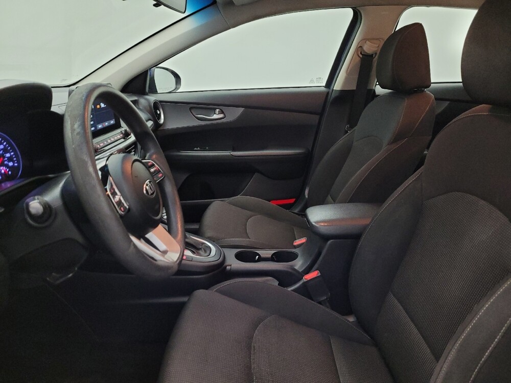 2021 Kia Forte in Glendale, AZ 85301 - 18083524 17