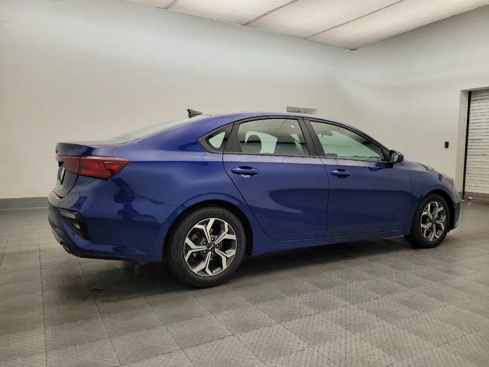 2021 Kia Forte in Glendale, AZ 85301 - 18083524 10