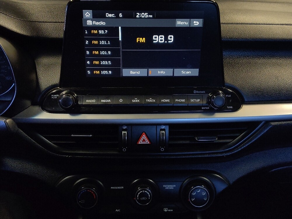 2021 Kia Forte in Glendale, AZ 85301 - 18083524 25