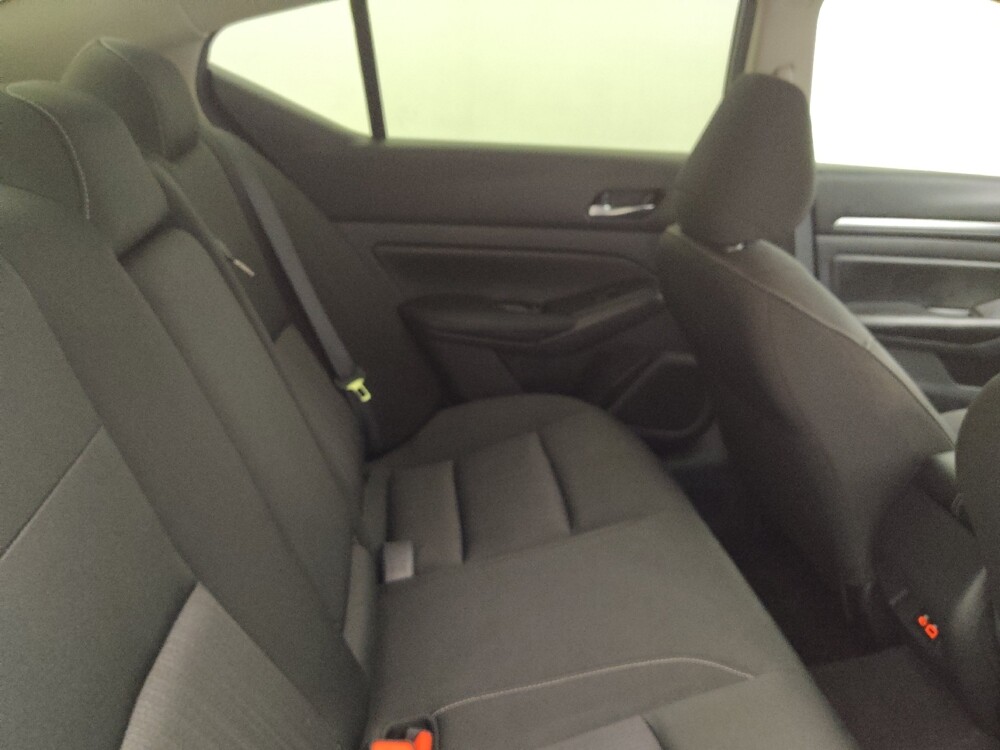 2022 Nissan Altima in Tampa, FL 33612 - 18083527 19