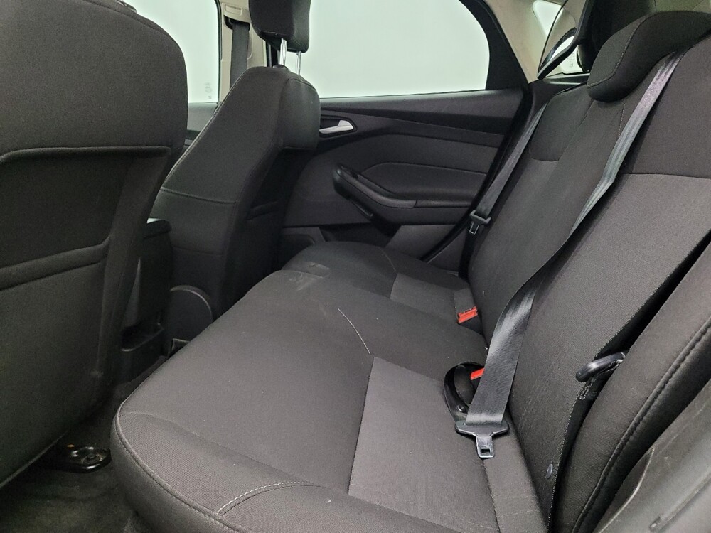 2017 Ford Focus in Tampa, FL 33612 - 18083530 18