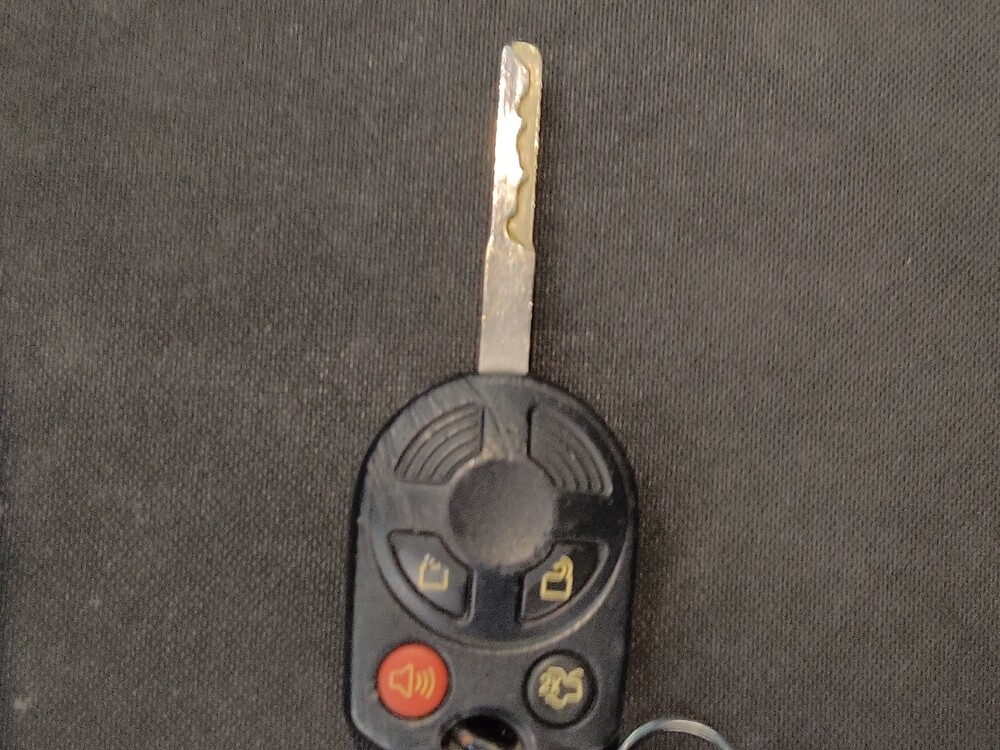 2017 Ford Focus in Tampa, FL 33612 - 18083530 32