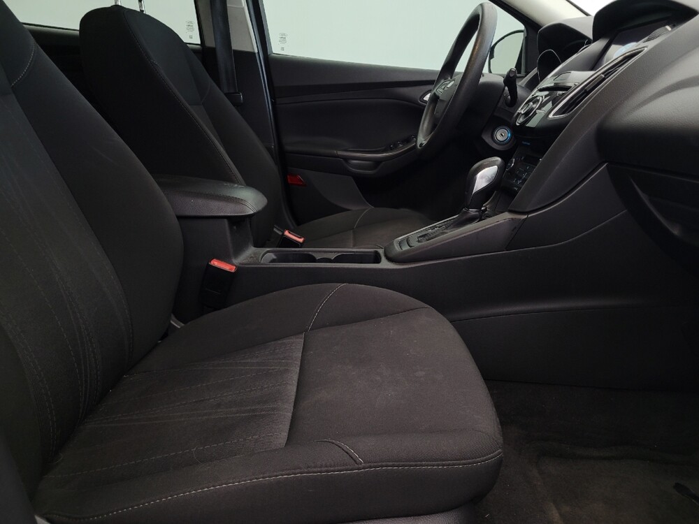 2017 Ford Focus in Tampa, FL 33612 - 18083530 21