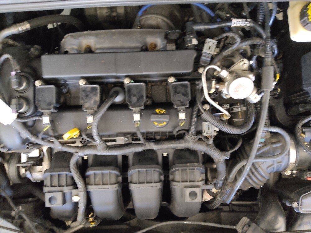 2017 Ford Focus in Tampa, FL 33612 - 18083530 30