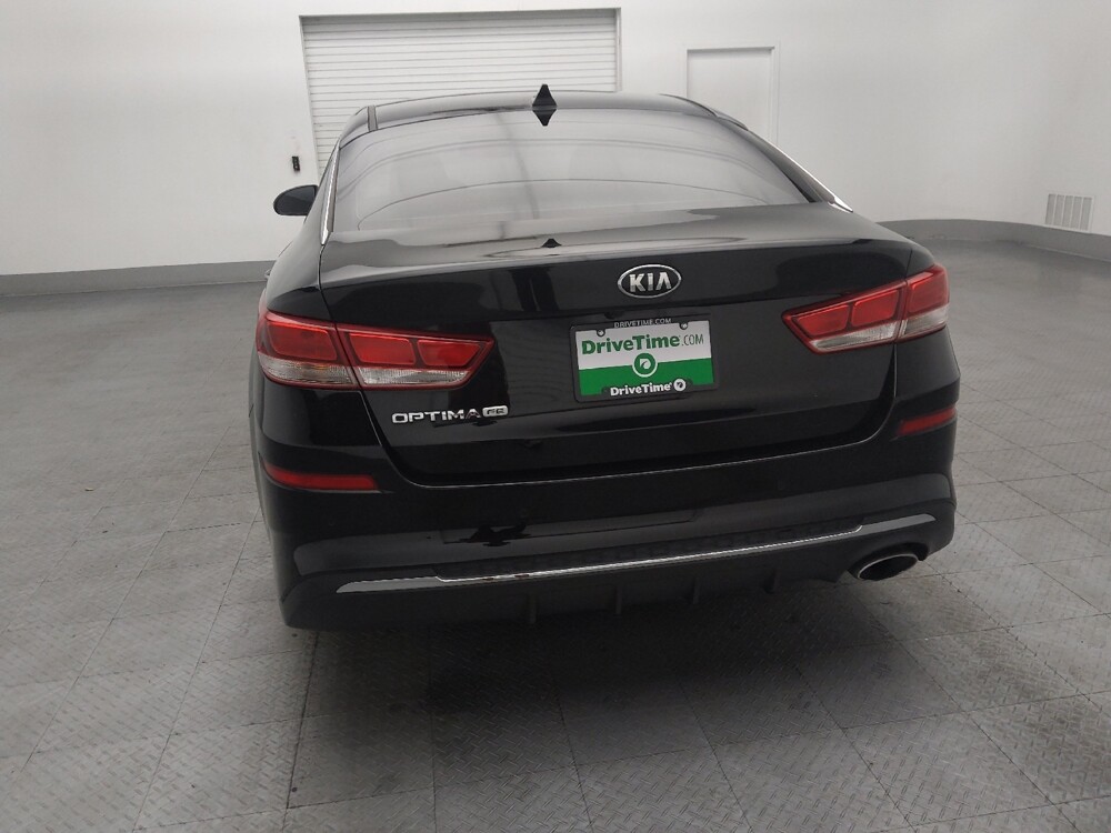 2020 Kia Optima in Pensacola, FL 32505 - 18083549 6