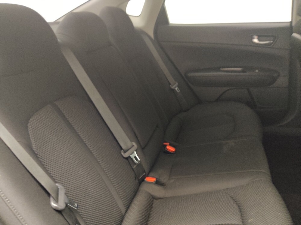 2020 Kia Optima in Pensacola, FL 32505 - 18083549 19