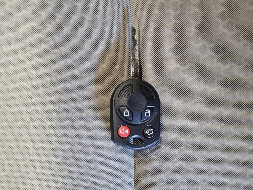 2017 Ford Escape in Kissimmee, FL 34744 - 18083552 32