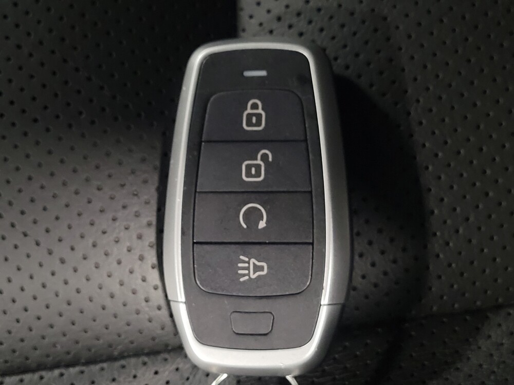 2018 Nissan Rogue Sport in Conway, SC 29526 - 18083556 32