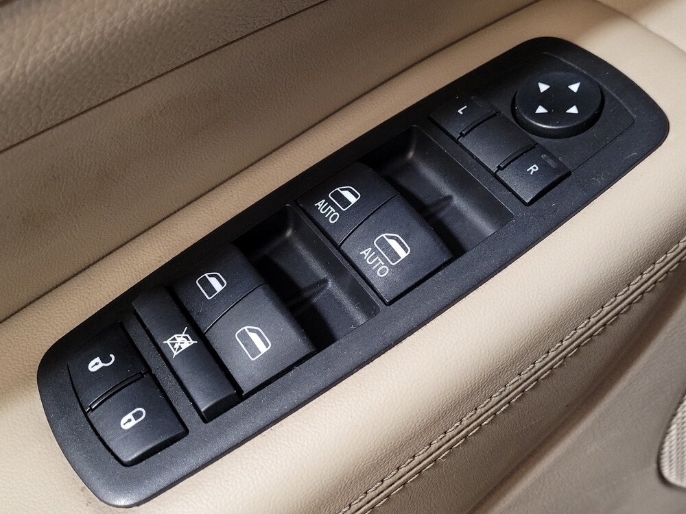 2016 Jeep Grand Cherokee in Knoxville, TN 37923 - 18083561 27