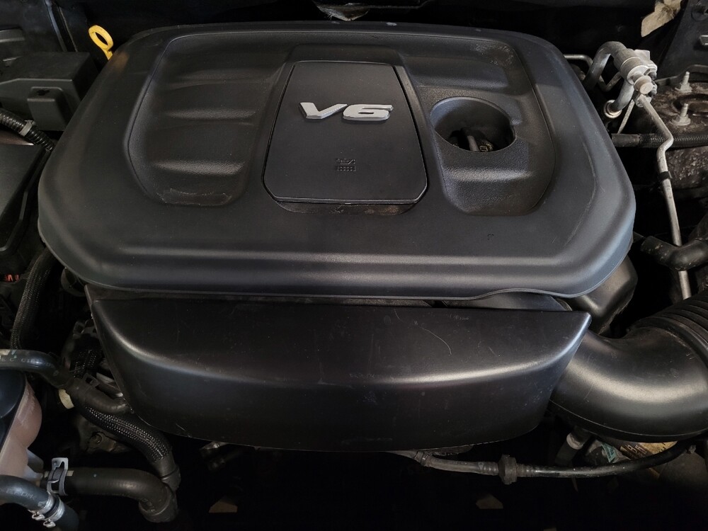 2016 Jeep Grand Cherokee in Knoxville, TN 37923 - 18083561 30