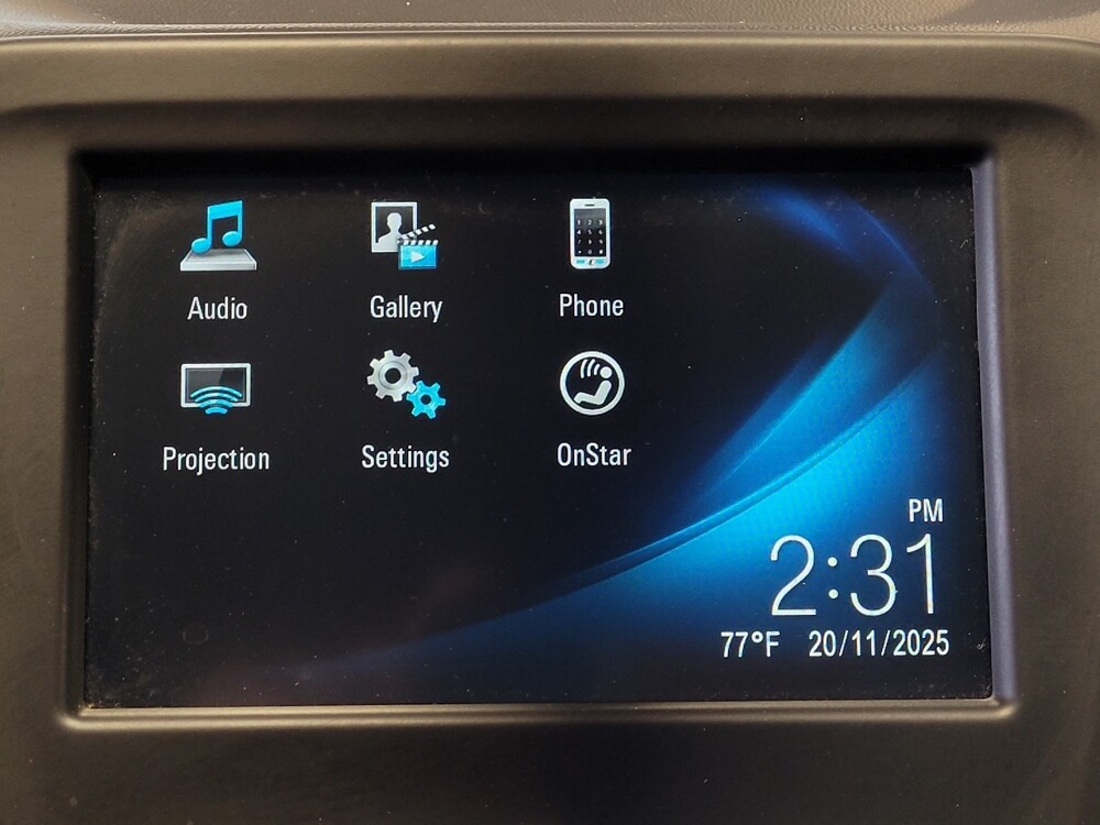 2018 Chevrolet Equinox in Conway, SC 29526 - 18083562 25