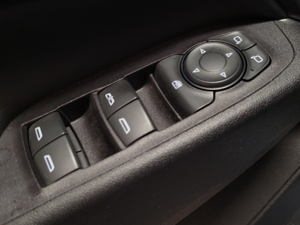 2018 Chevrolet Equinox in Conway, SC 29526 - 18083562 27