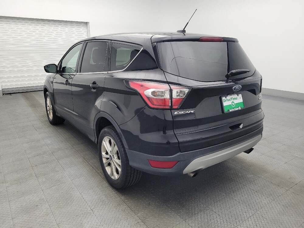 2017 Ford Escape in Ocala, FL 34471 - 18083563 5