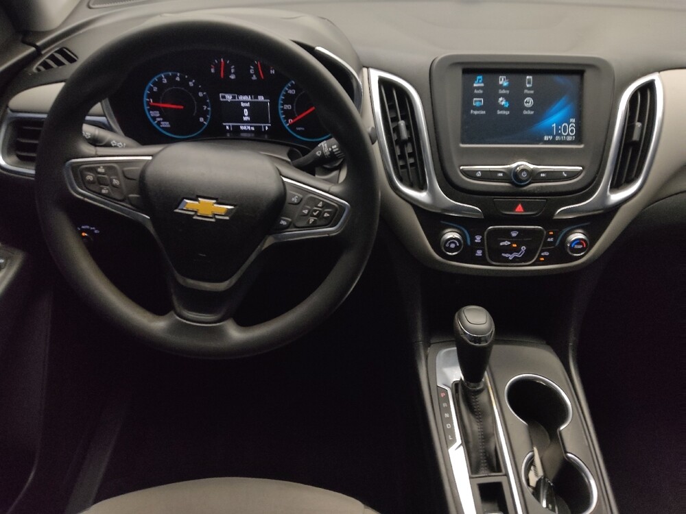 2018 Chevrolet Equinox in Conway, SC 29526 - 18083566 22