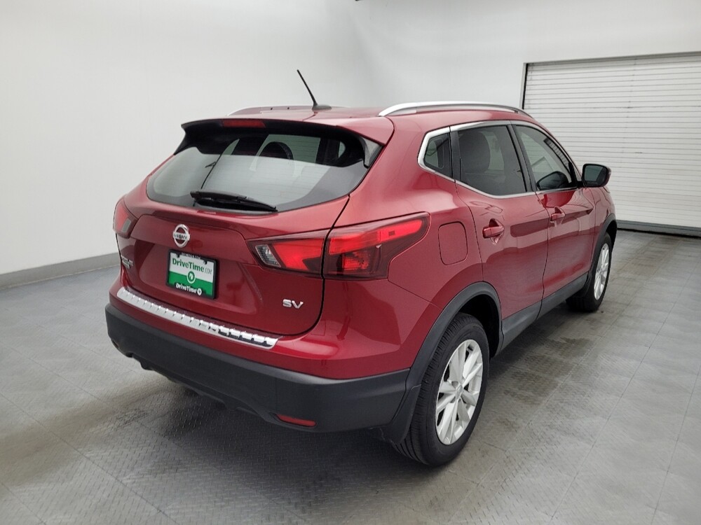 2018 Nissan Rogue Sport in Greenville, SC 29607 - 18083577 9