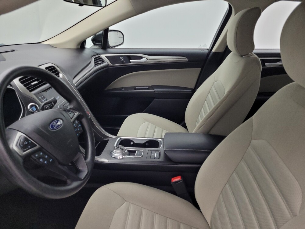 2018 Ford Fusion in Columbia, SC 29210 - 18083581 17