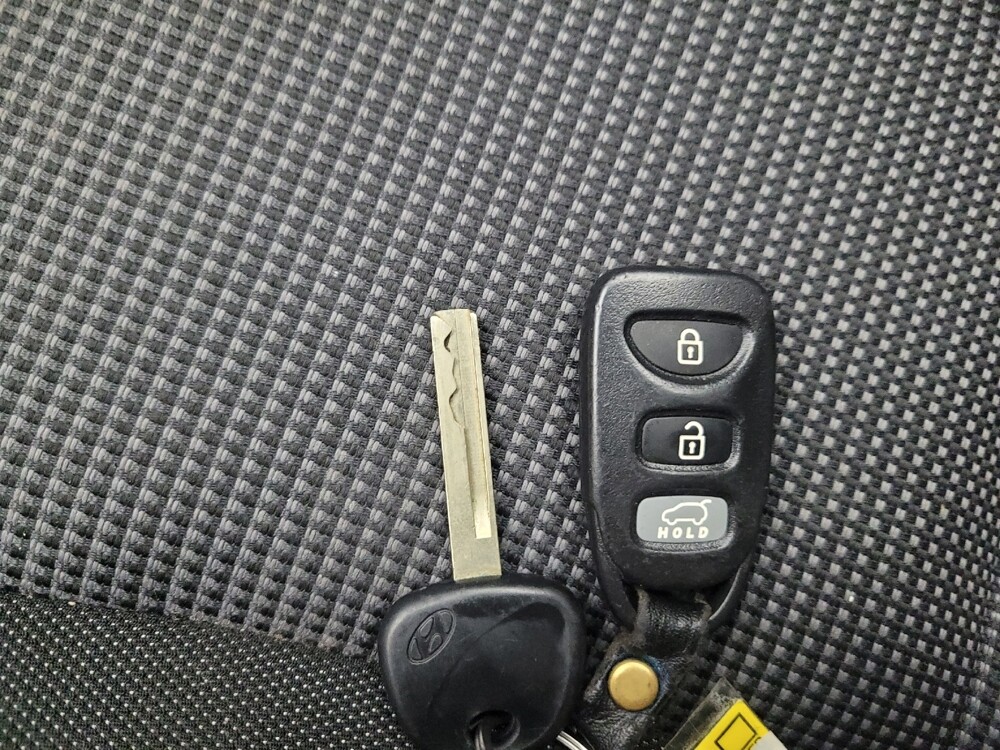 2016 Hyundai Elantra in Round Rock, TX 78664 - 18083588 32