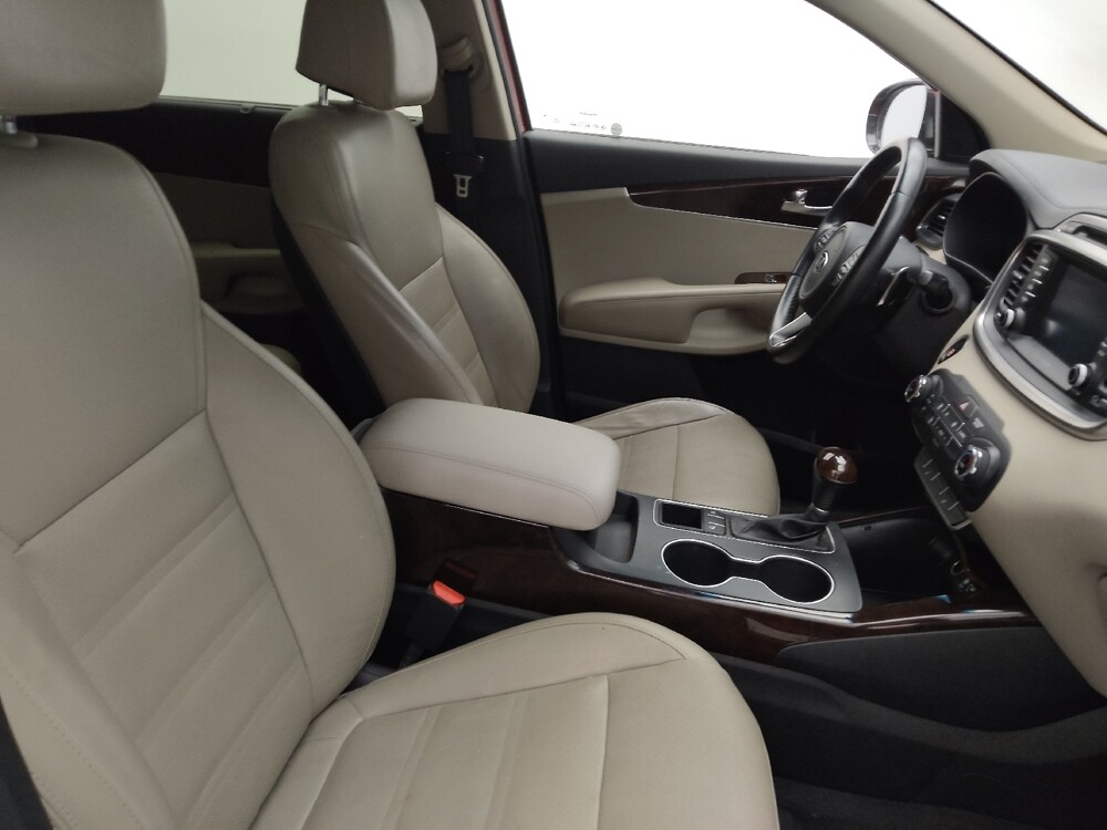 2017 Kia Sorento in Lakewood, CO 80215 - 18083589 21