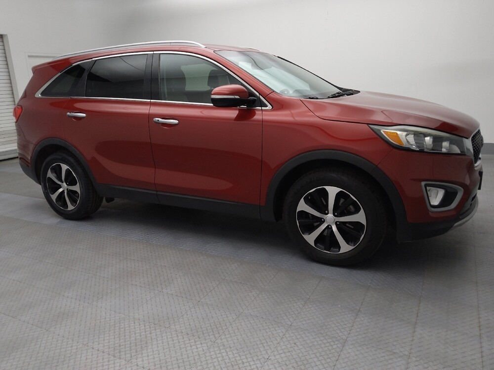 2017 Kia Sorento in Lakewood, CO 80215 - 18083589 11