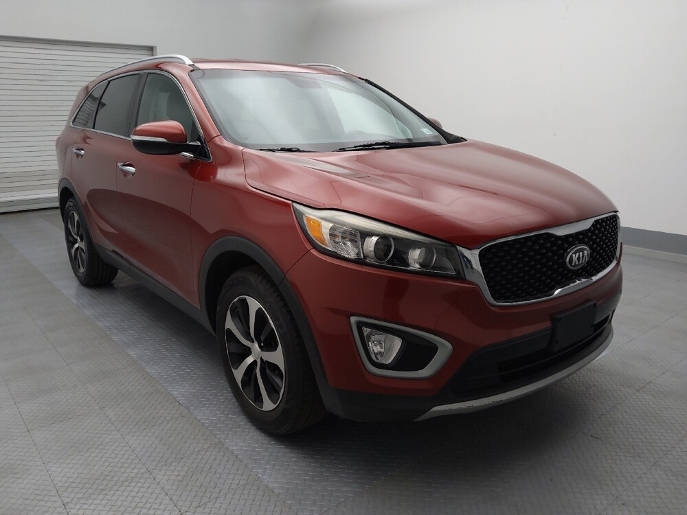 2017 Kia Sorento in Lakewood, CO 80215 - 18083589 13