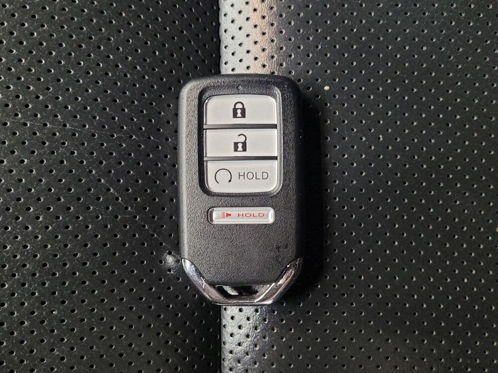 2017 Honda Ridgeline in Memphis, TN 38115 - 18083596 32