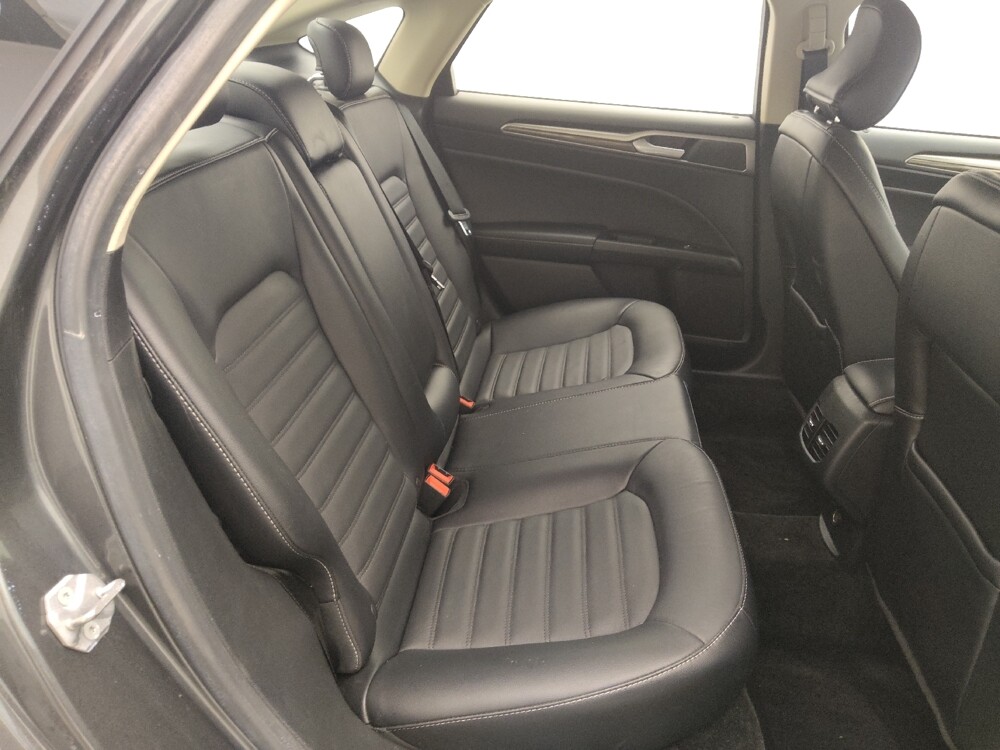 2017 Ford Fusion in Houston, TX 77074 - 18083601 19