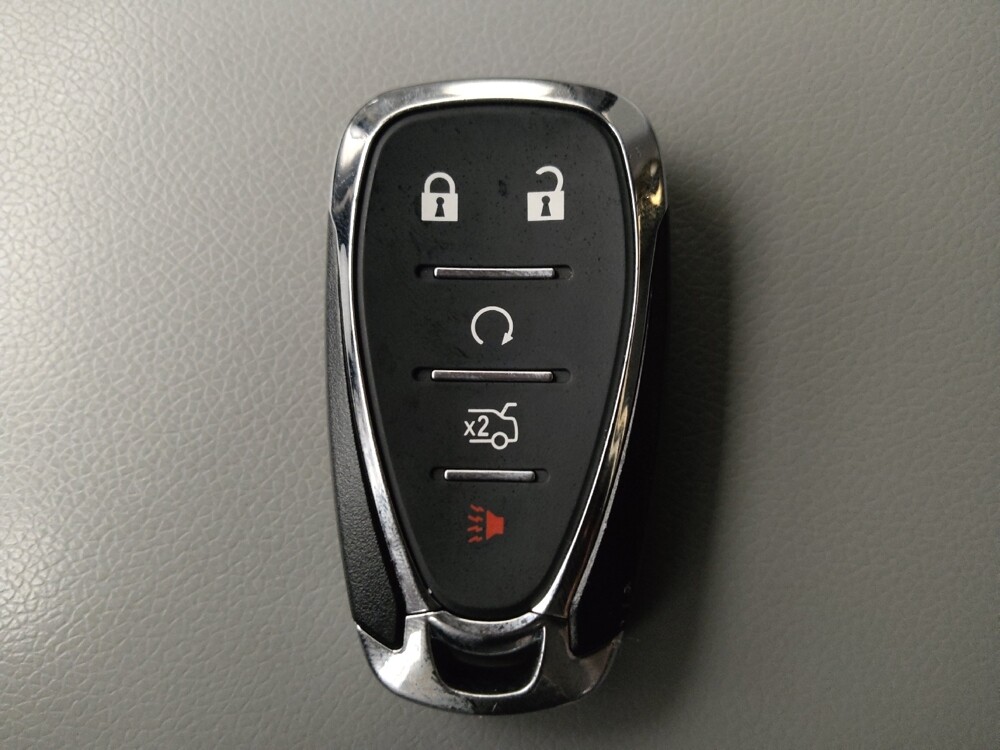 2018 Chevrolet Malibu in Tyler, TX 75701 - 18083606 32