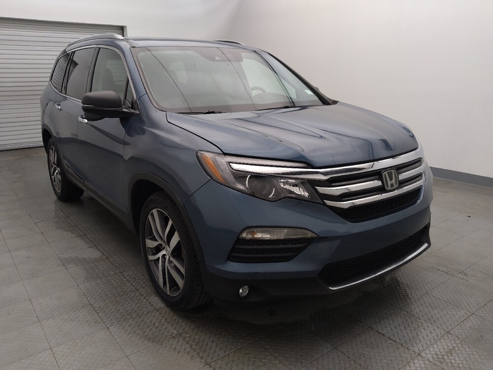 2017 Honda Pilot in Houston, TX 77074 - 18083608 13
