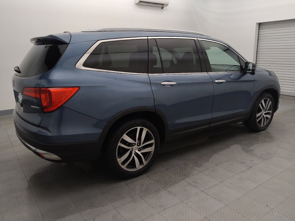 2017 Honda Pilot in Houston, TX 77074 - 18083608 10