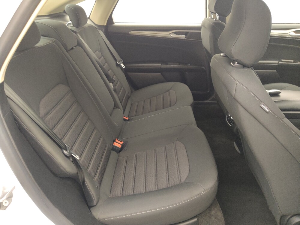 2020 Ford Fusion in Houston, TX 77074 - 18083614 19