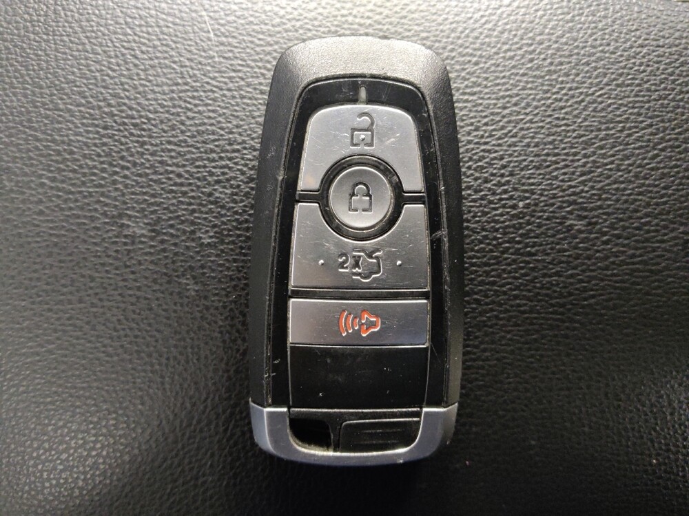 2020 Ford Fusion in Houston, TX 77074 - 18083614 32