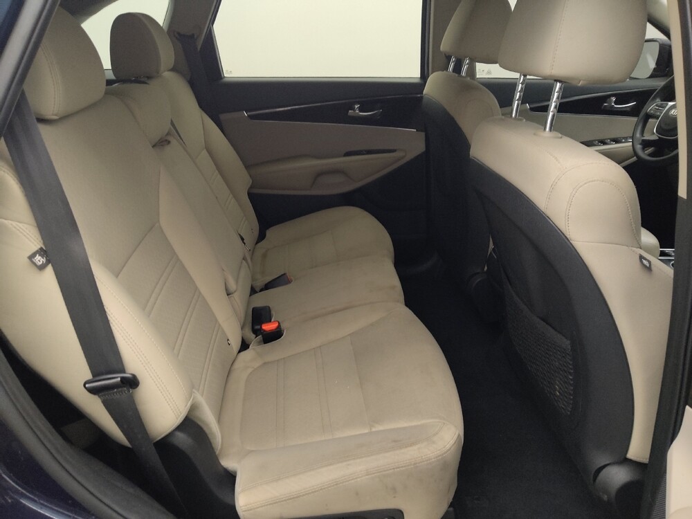 2020 Kia Sorento in Live Oak, TX 78233 - 18083620 19