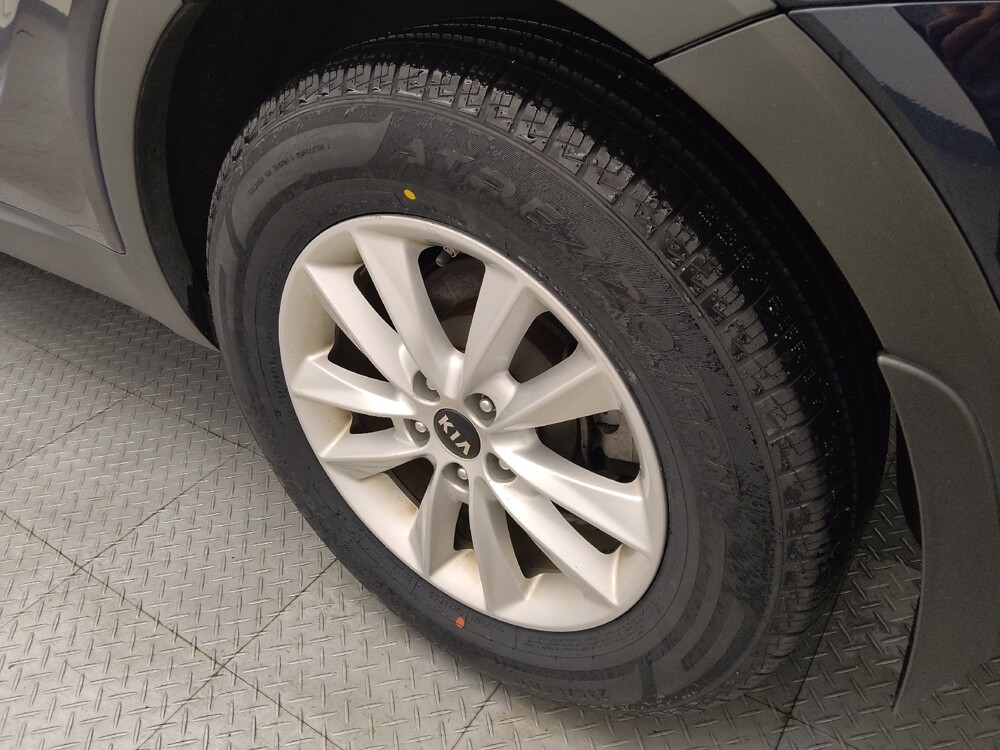 2020 Kia Sorento in Live Oak, TX 78233 - 18083620 31