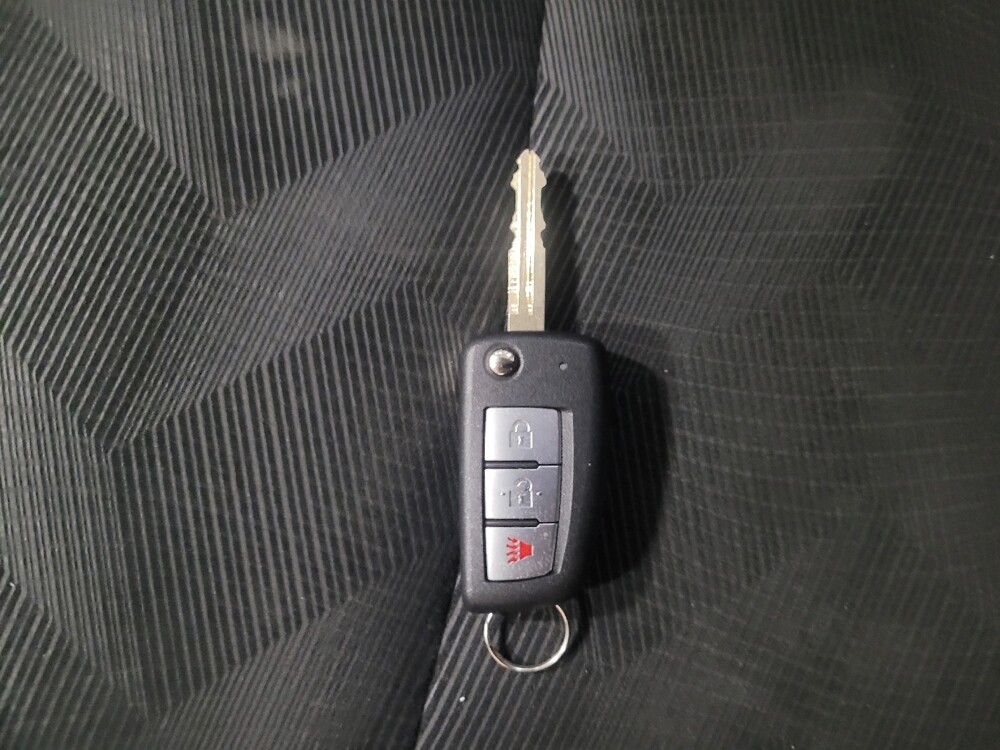 2016 Nissan Rogue in Allentown, PA 18103 - 18083630 32